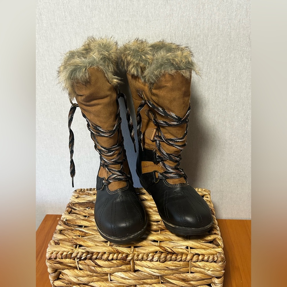 Rugged Outback Women's Tall Winter Boot Faux Fur Size 6 Tan/Black